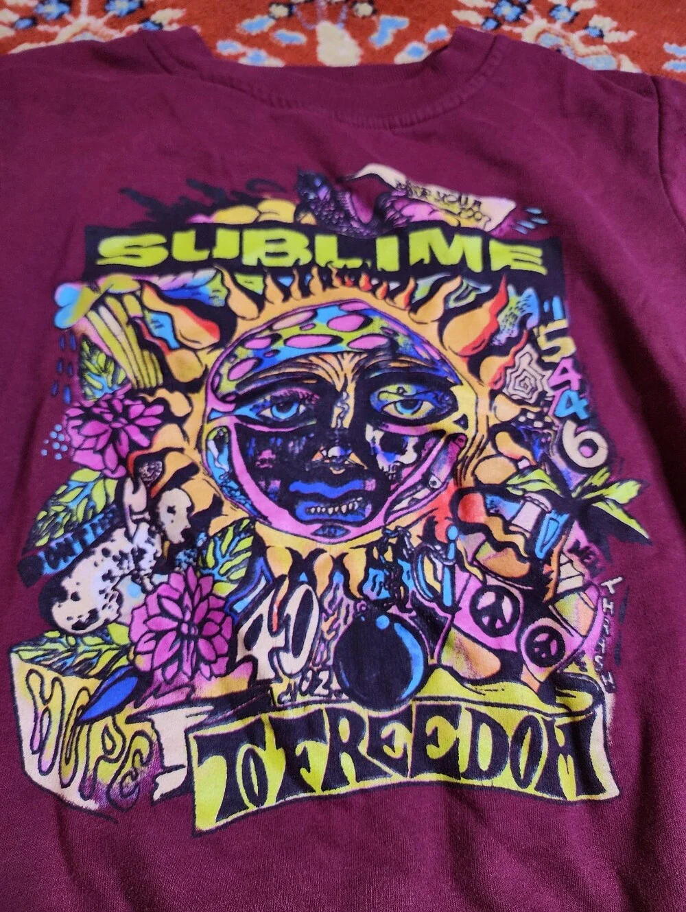 Sublime Maroon Graphic Crewneck Sweatshirt